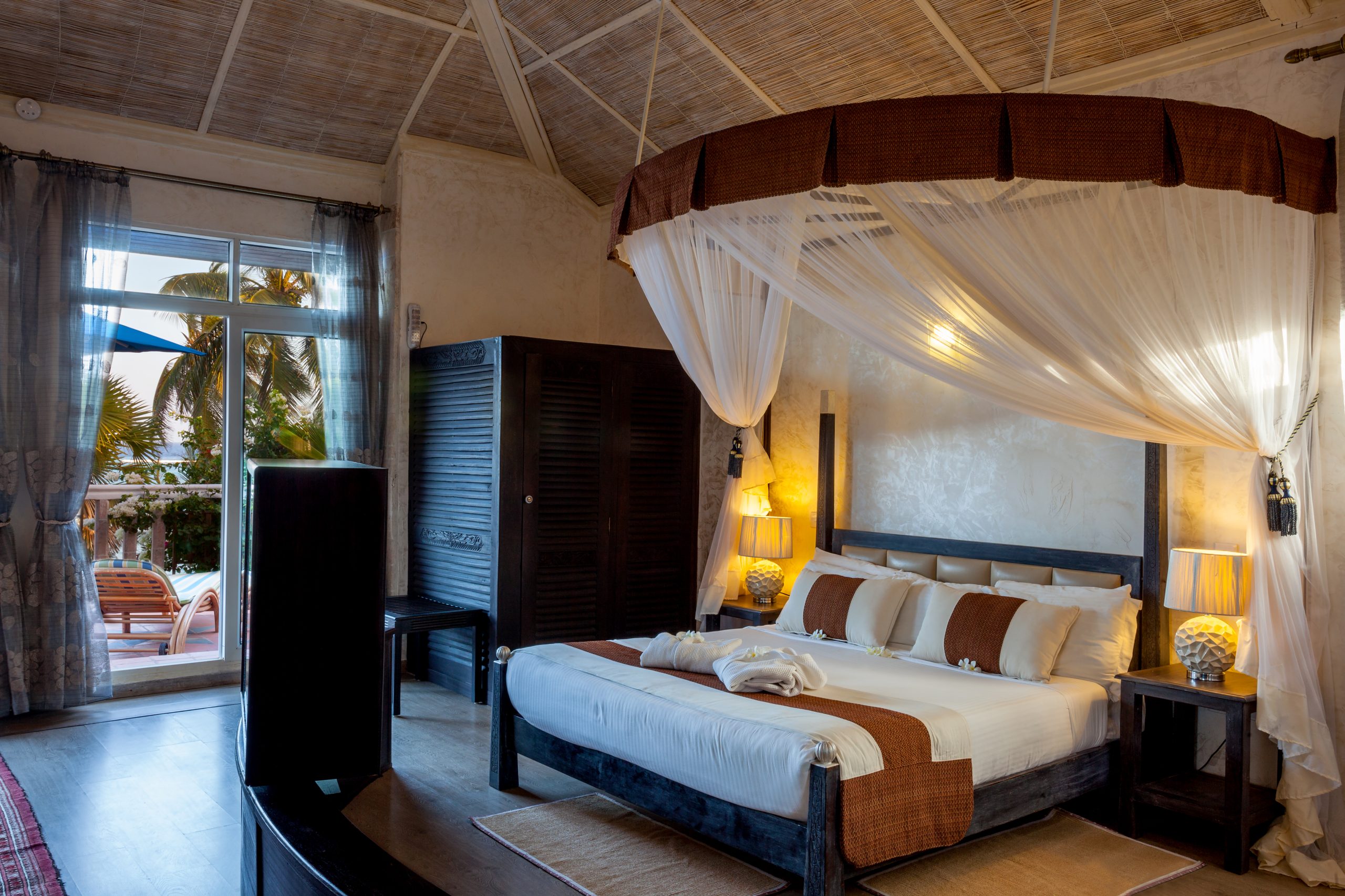ROOM15_1007